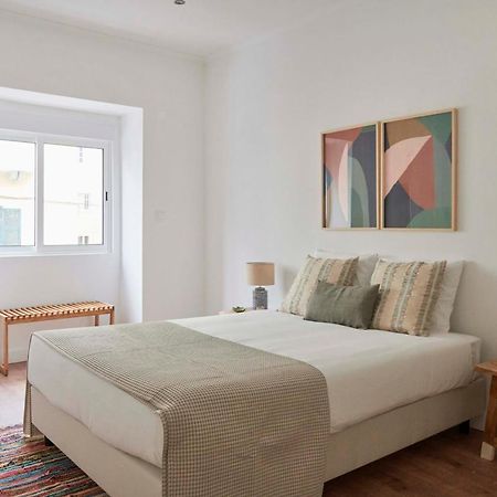 Spacious & Light-Filled 4Br Apartment By Timecoler Amadora Luaran gambar