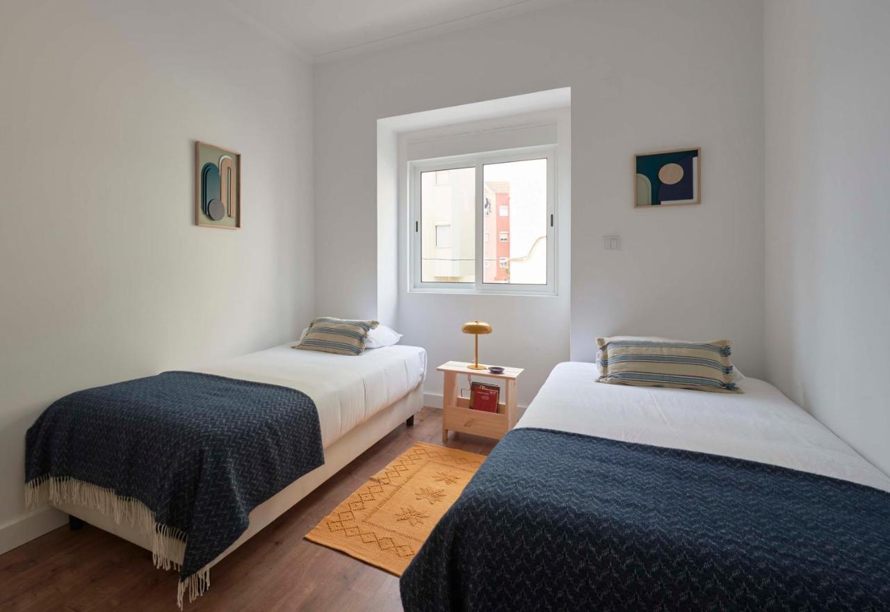 Spacious & Light-Filled 4Br Apartment By Timecoler Amadora Luaran gambar