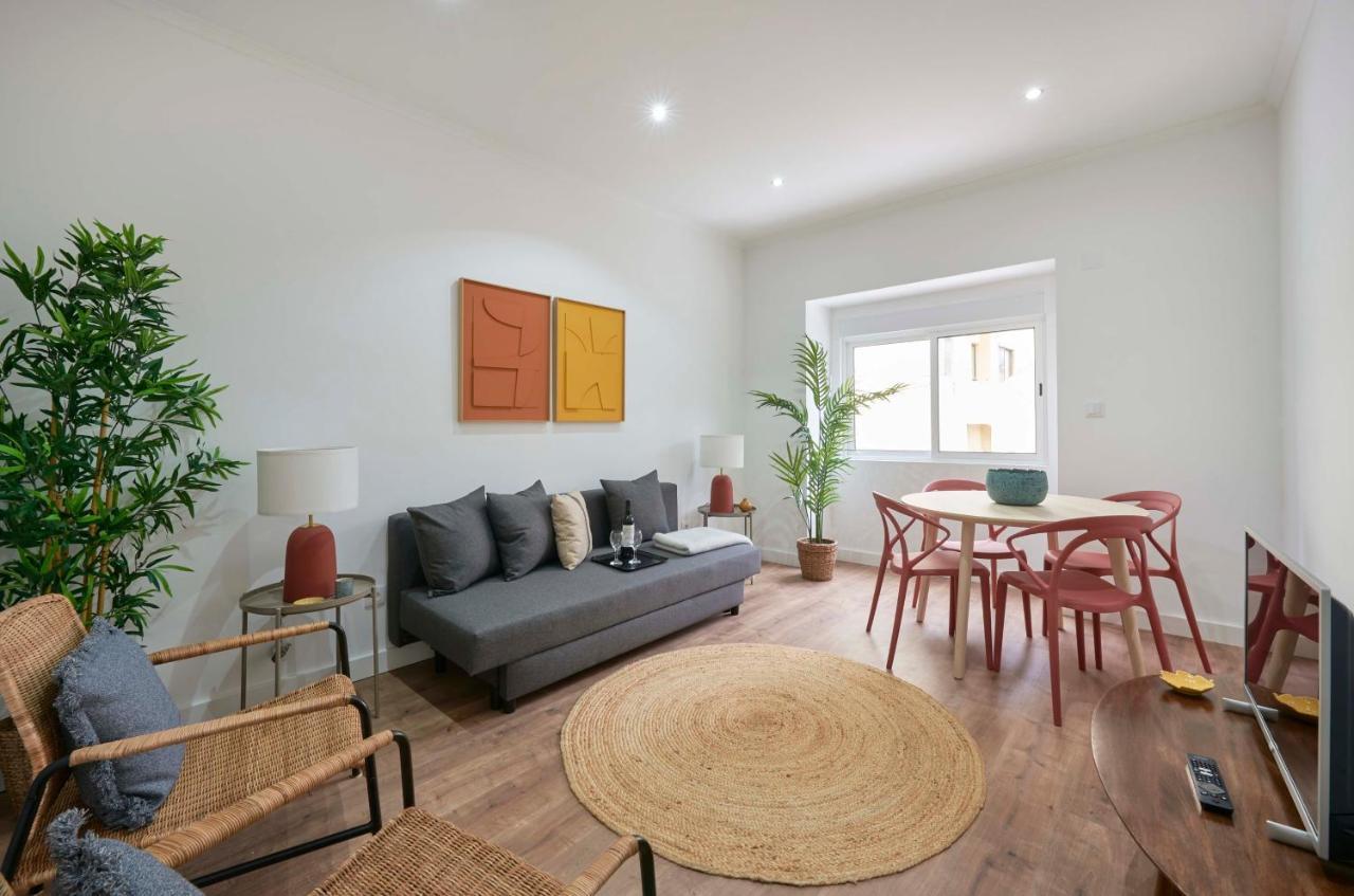 Spacious & Light-Filled 4Br Apartment By Timecoler Amadora Luaran gambar
