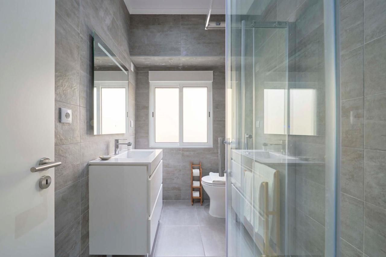 Spacious & Light-Filled 4Br Apartment By Timecoler Amadora Luaran gambar